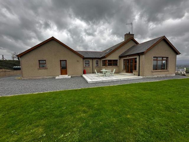 Holiday home Hillhead Country Retreat *